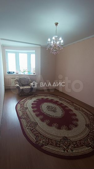 3-к. квартира, 82 м², 7/10 эт.