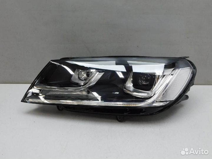 Фара левая Volkswagen Touareg