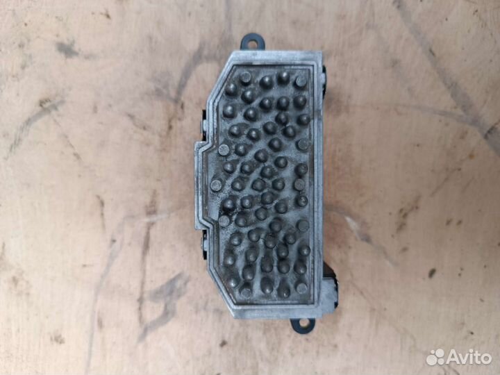 Резистор отопителя VW Tiguan 3c0907521d