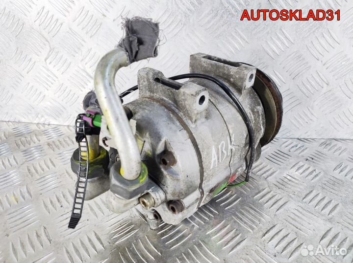 Компрессор кондиционера Audi A6 C4 4A0260805AE