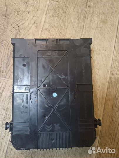 Блок салонный Peugeot 301