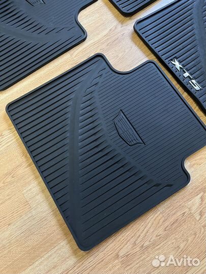 Коврики в салон Cadillac хт5