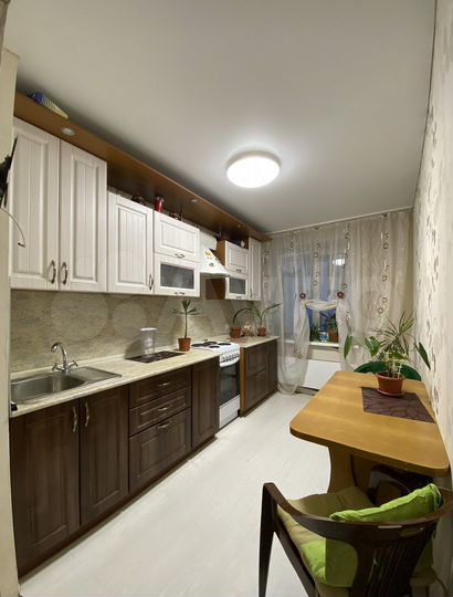 2-к. квартира, 48,8 м², 2/5 эт.