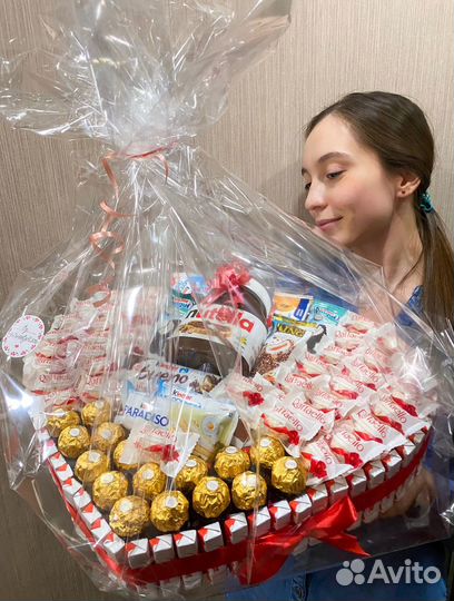 Сердце из киндеров Сладкий подарок