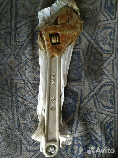 Разводной ключ