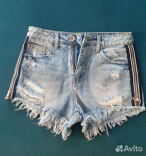 Шорты женские