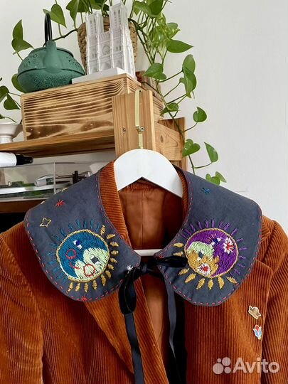 Воротник с вышивкой