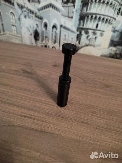 Держатель для видеокарты