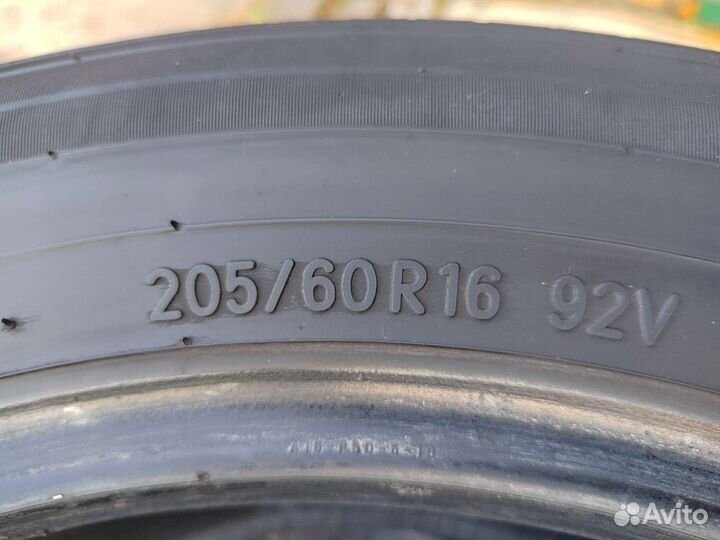 Toyo NanoEnergy R38 205/60 R16