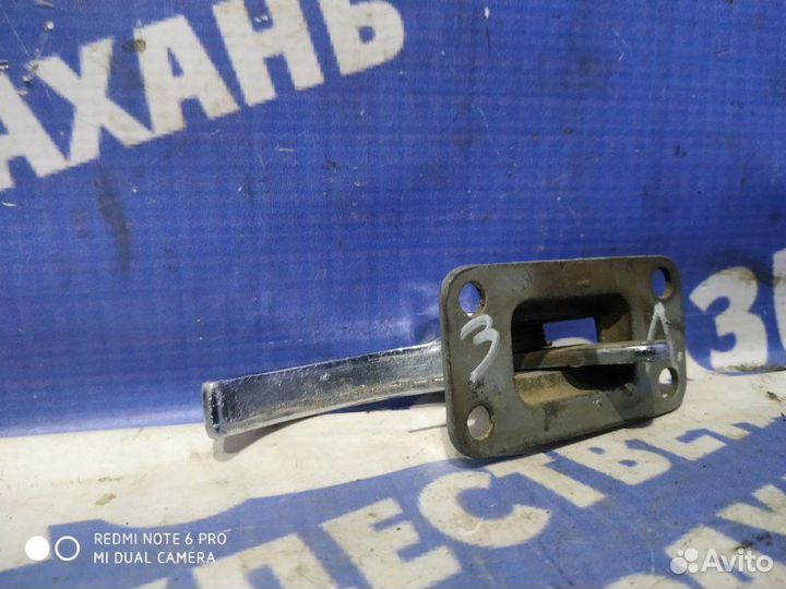 Внутренняя ручка двери Газ Волга 3110 седан 406