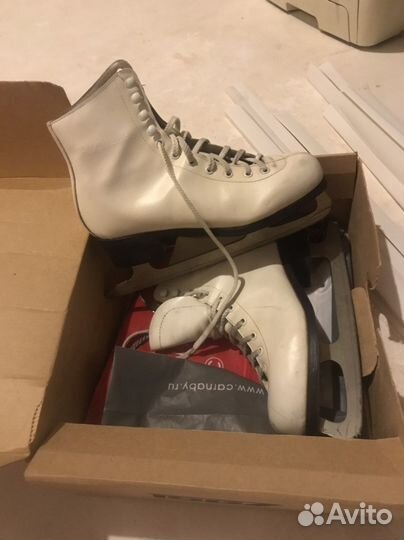 Коньки фигурные