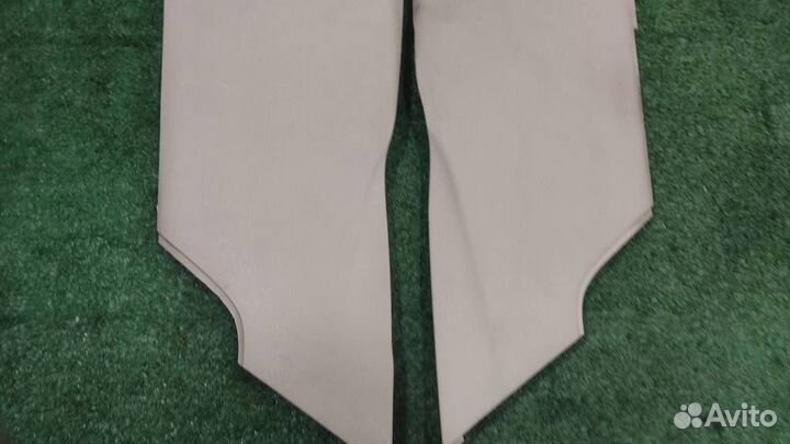 Обшивка салона нижняя Ford Fiesta (CB1) 2009