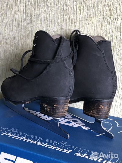 Коньки Risport Excellence 21,5