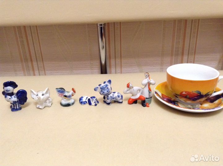 Статуэтки фарфоровые