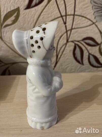 Антикварная солонка. Фарфор Кузнецова XIX век