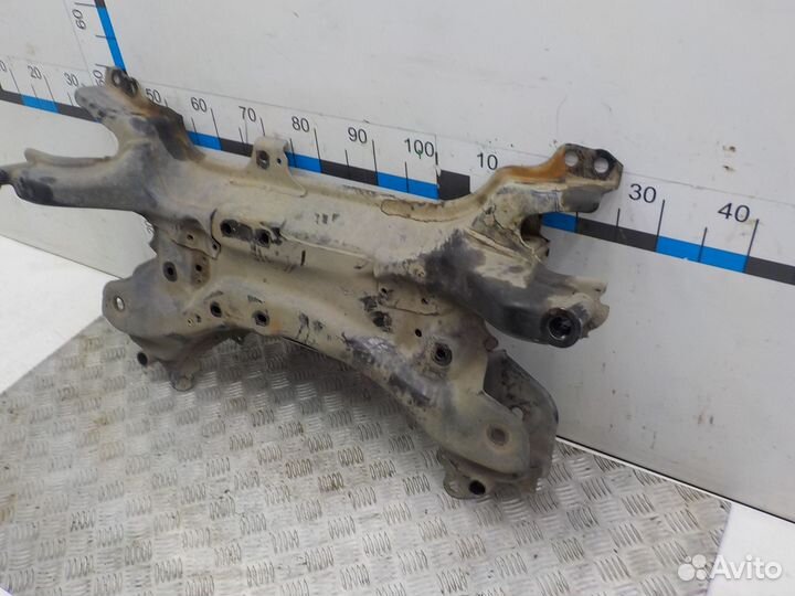 Б/У Подрамник передний Toyota Auris 2006