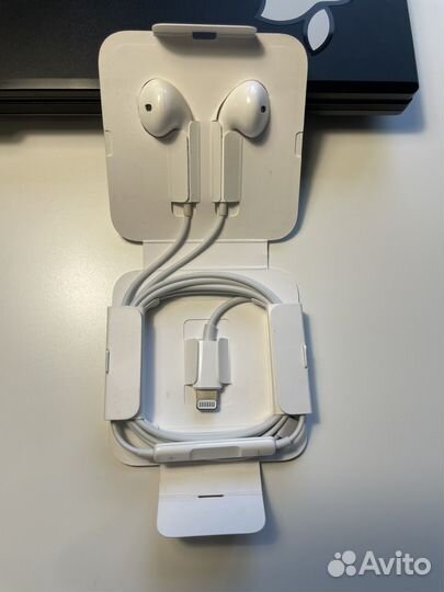 Наушники apple earpods lightning