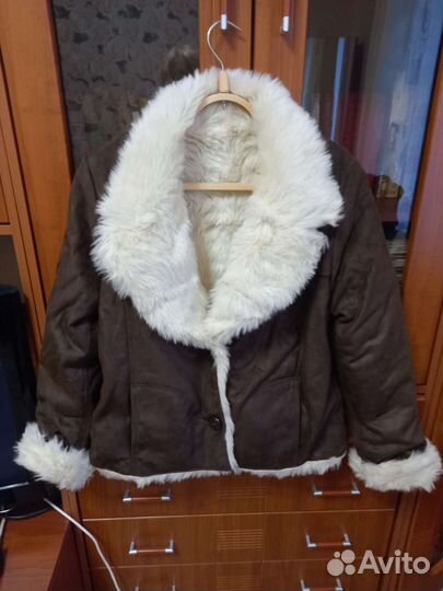 Куртка женская размер 46
