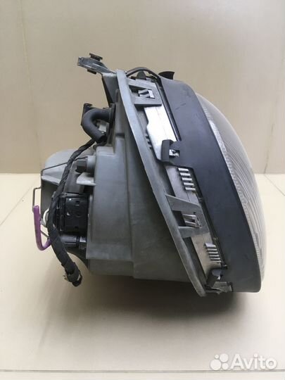 Фара правая галоген Mercedes W210