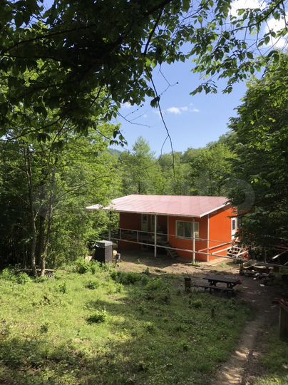 Дом 40 м² на участке 1 сот.