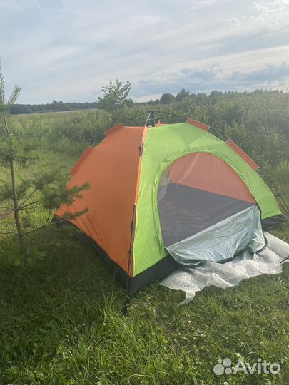 Палатка туристическая 4 местная