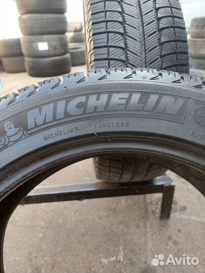 Michelin X-Ice XI3 245/45 R17 99H