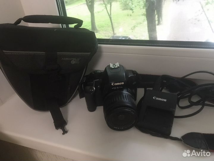 Зеркальный фотоаппарат canon