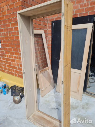 Дверь деревянная со стеклом бу