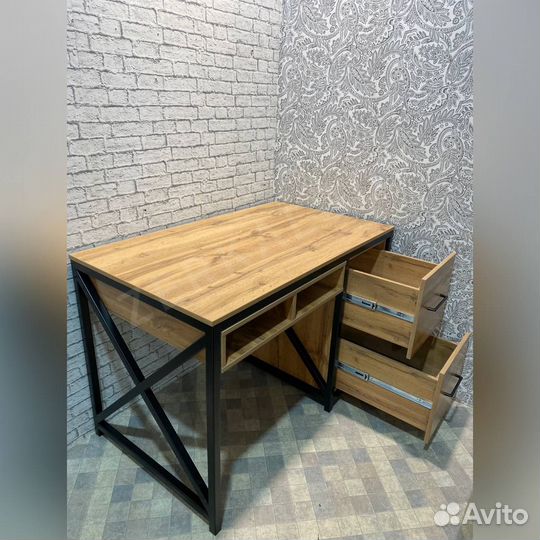 Письменный стол Лофт