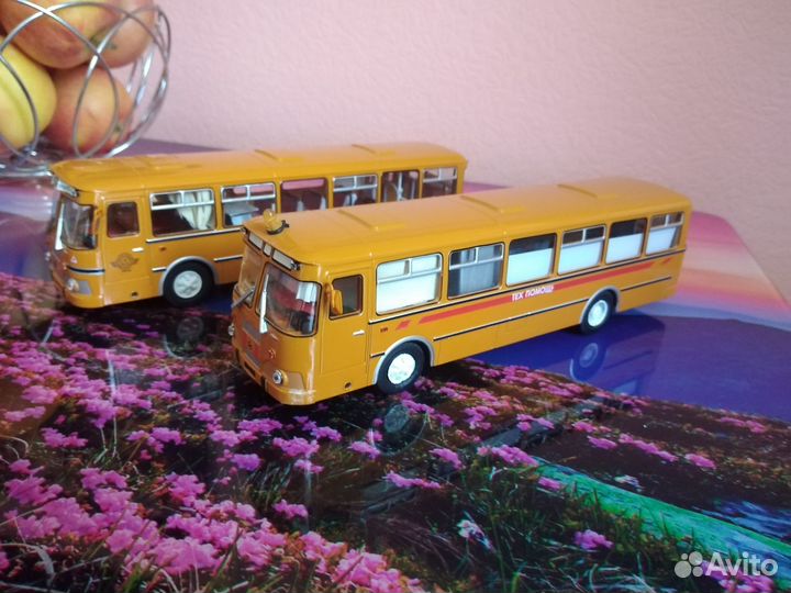 Модельки машин 1 43