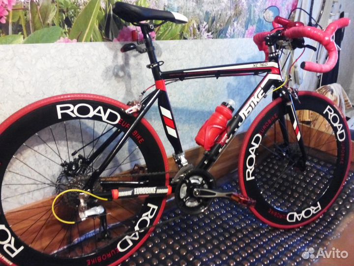 Спортивный, шоссейный велосипед