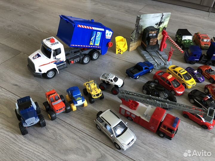 Большой набор машин