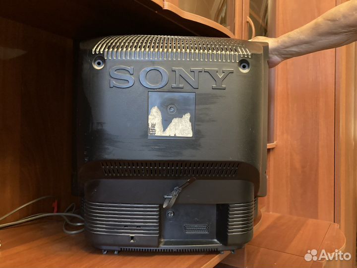 Телевизор Sony trinitron
