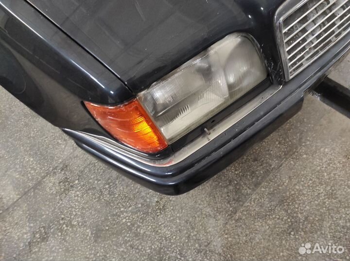 Хром переднего бампера Мерседес w124 e500