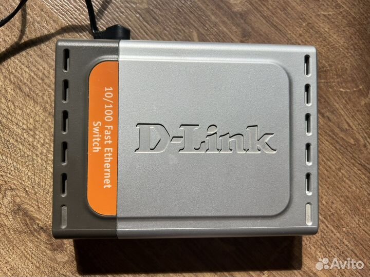 Switch (свич) D-Link Des-1005d