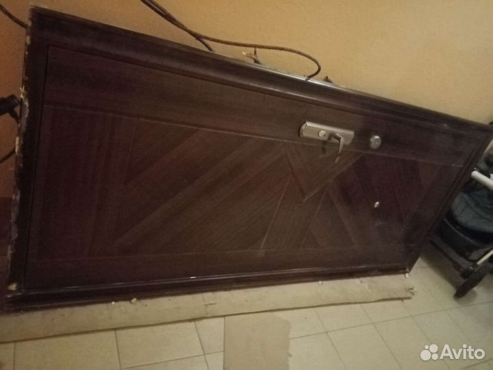 Дверь входная металлическая