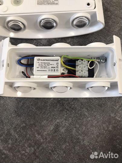 Светильник настенный