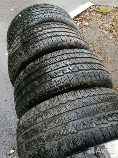 Kumho WinterCraft KW27 245/45 R18