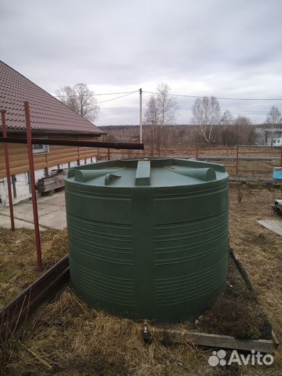 Емкость для воды, 2 и 4 куба