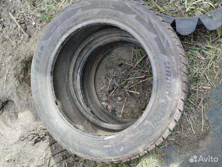 Bridgestone Blizzak DM-V2 225/55 R17