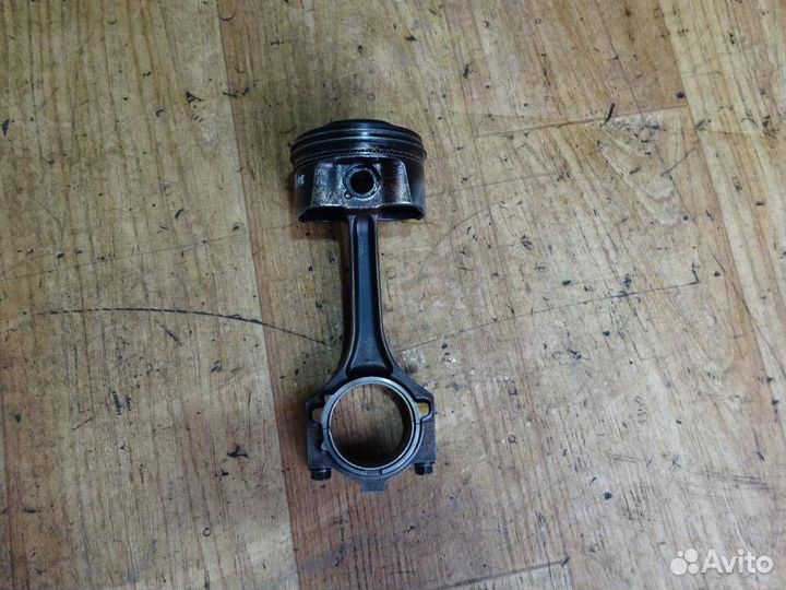 Поршень с шатуном Jaguar X-type 2001-2009