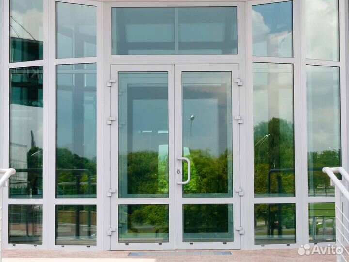 Фасадное остекление торговых центров