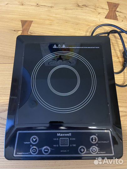 Электрическая настольная плитка Maxwell MW-1918 BK