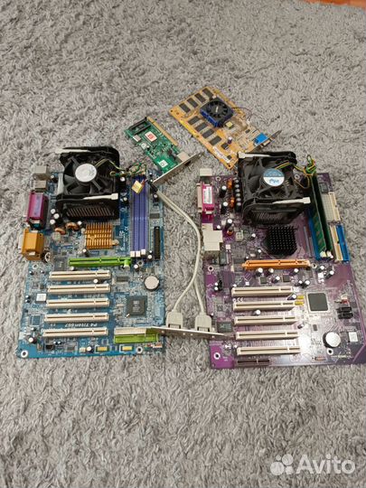 Материнская плата