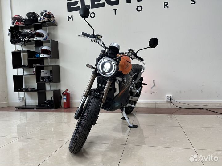 Электромотоцикл Super Soco TC Max