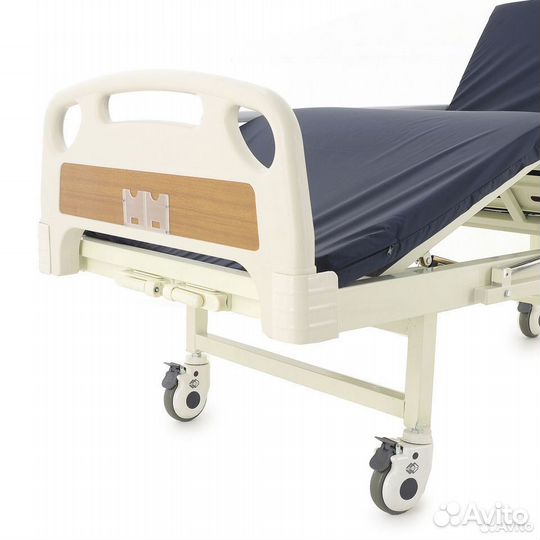 Медицинская кровать для лежачего больного