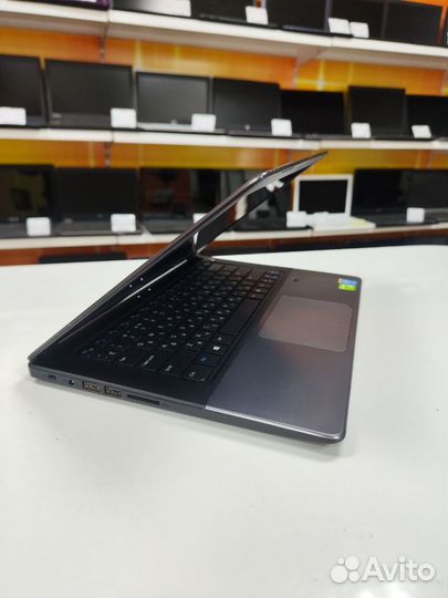 Dell 14.0 intel Core i5-4200 Nvidia 740m ssd