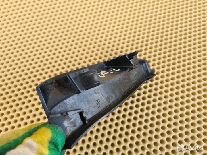 Накладка фонаря задняя правая Infiniti Fx Qx70 S51