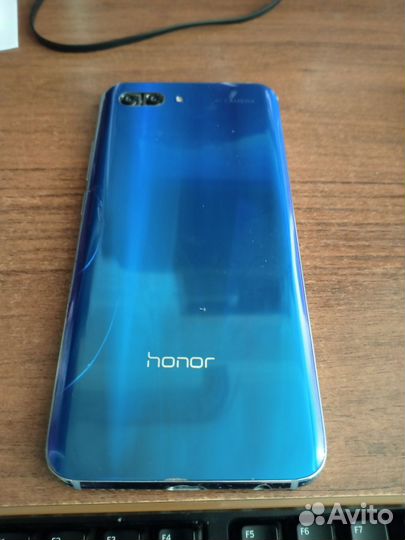 HONOR 10, 4/64 ГБ