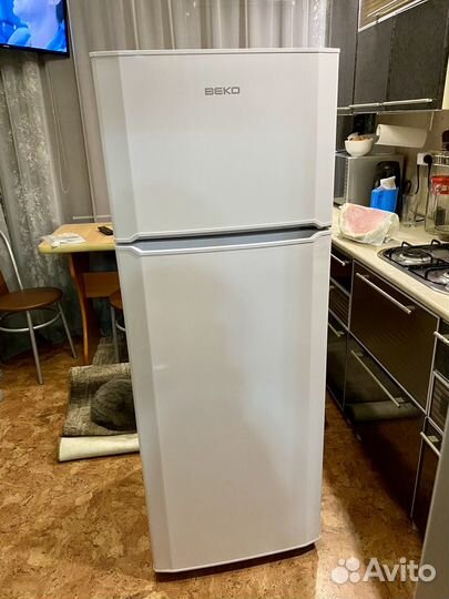 Холодильник beko